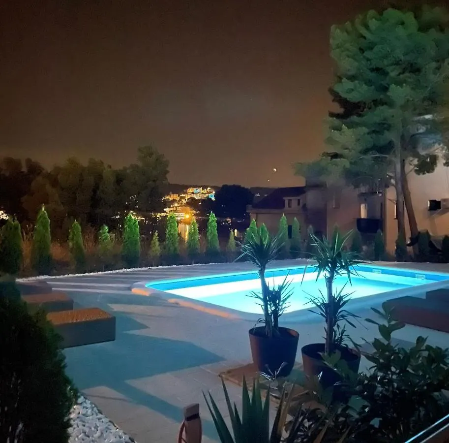 A&A Apartments By The Sea Trogir Croatia
