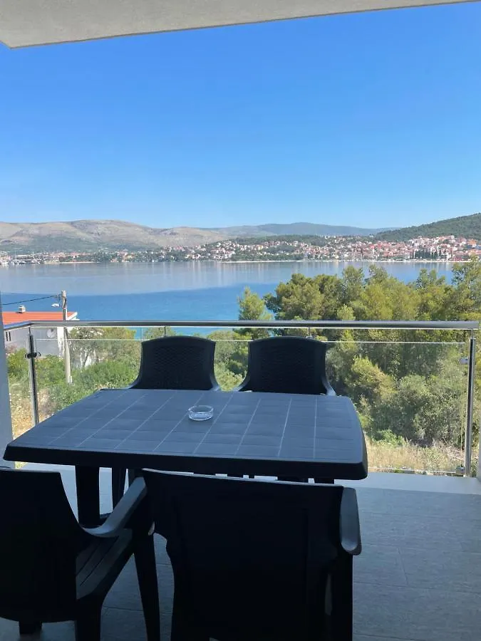 A&A Apartments By The Sea Trogir