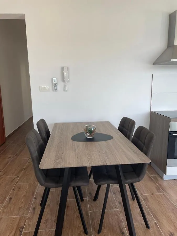 A&A Apartments By The Sea Trogir Croatia