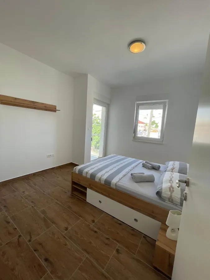 A&A Apartments By The Sea Trogir