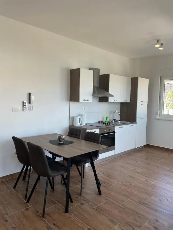 A&A Apartments By The Sea Trogir Croatia