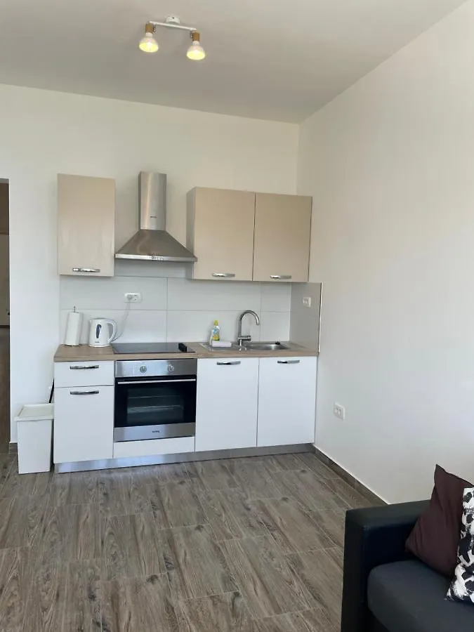 A&A Apartments By The Sea Trogir 0*,