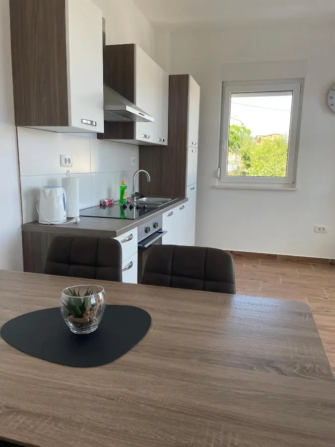 A&A Apartments By The Sea Trogir