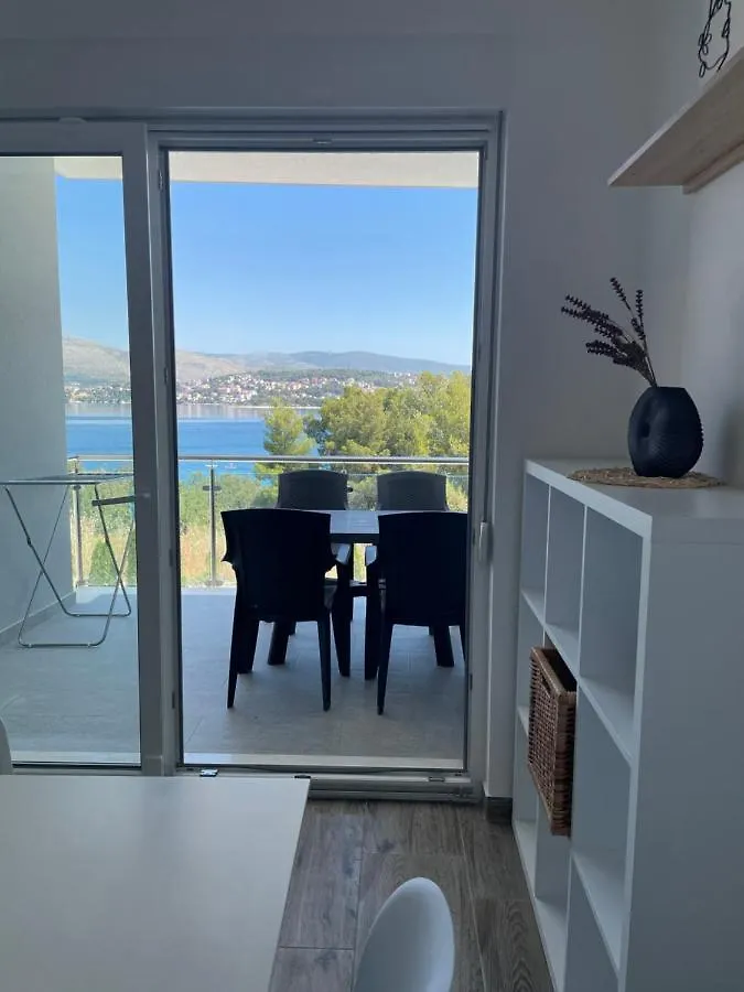 A&A Apartments By The Sea Trogir