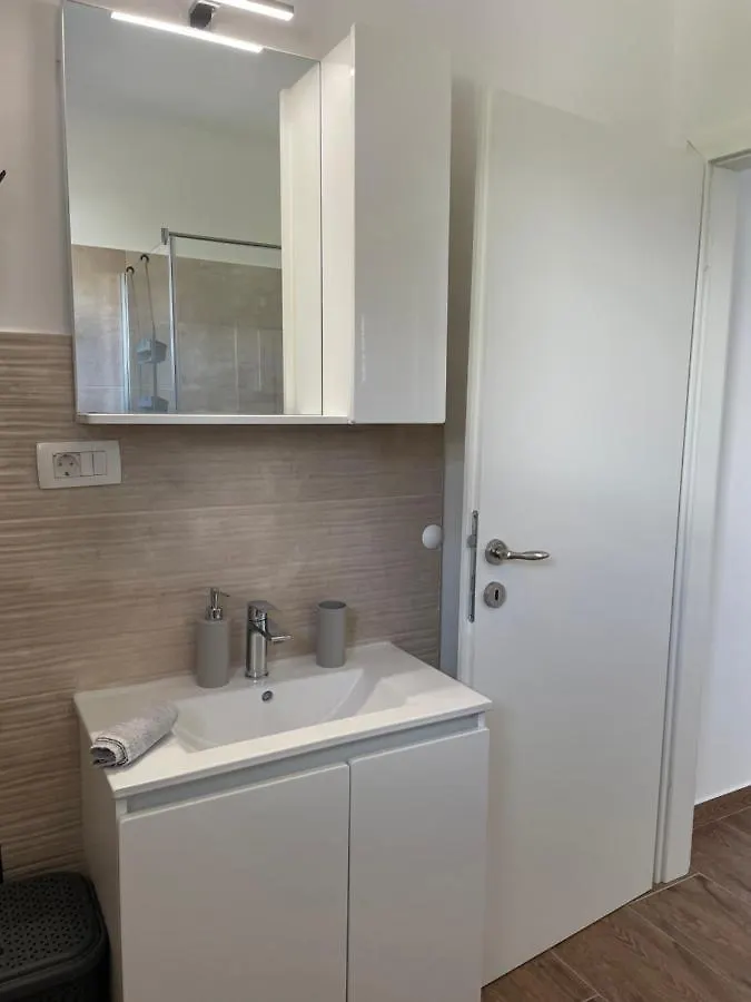A&A Apartments By The Sea Trogir