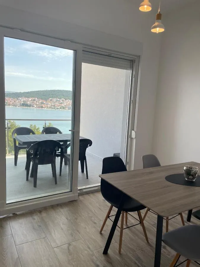 A&A Apartments By The Sea Trogir Croatia