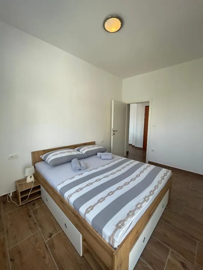 A&A Apartments By The Sea Trogir Croatia