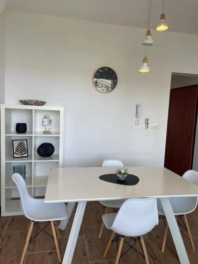 A&A Apartments By The Sea Trogir