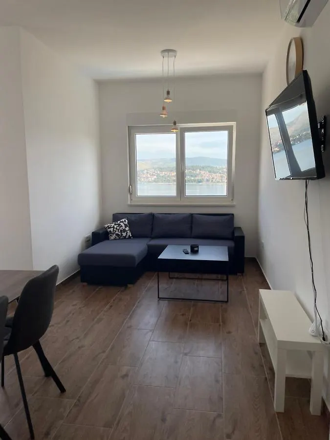 A&A Apartments By The Sea Trogir Croatia
