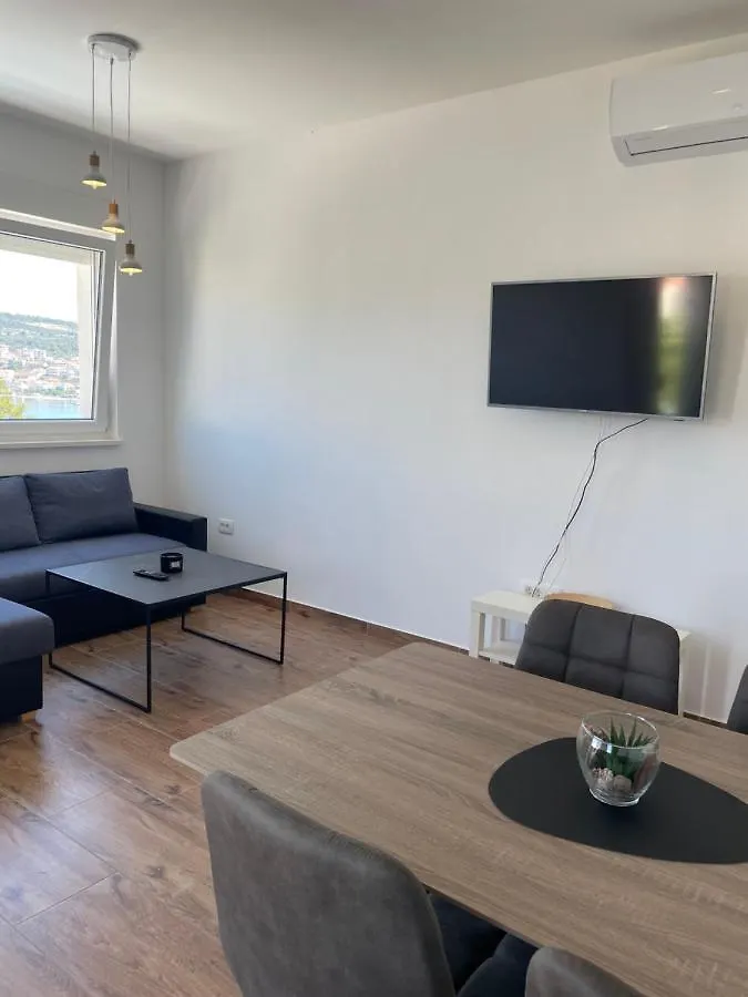 A&A Apartments By The Sea Trogir Croatia