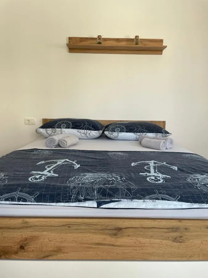 A&A Apartments By The Sea Trogir