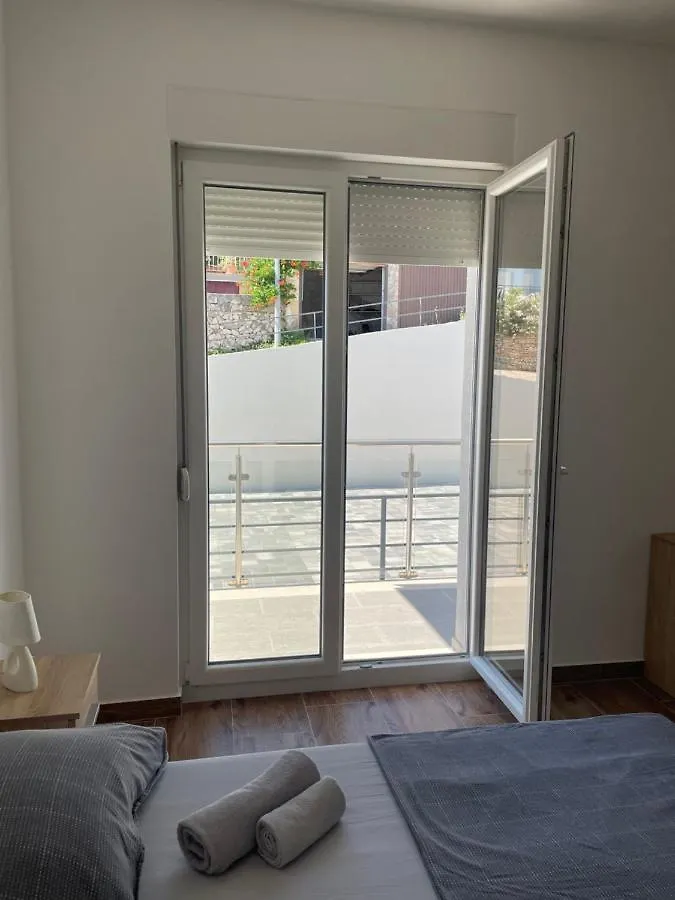 A&A Apartments By The Sea Trogir