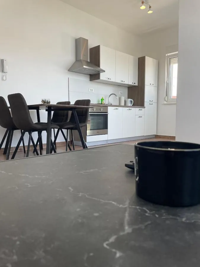 A&A Apartments By The Sea Trogir