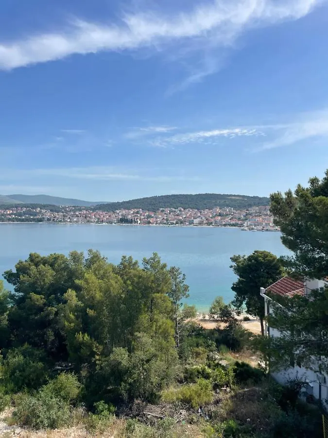 A&A Apartments By The Sea Trogir